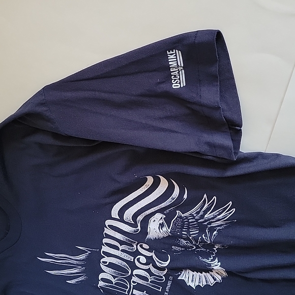 Graphic Tee shirt "Born Free" - Picture 3 of 3